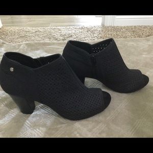 Giani Bernini Open Toed Black perforated Booties
